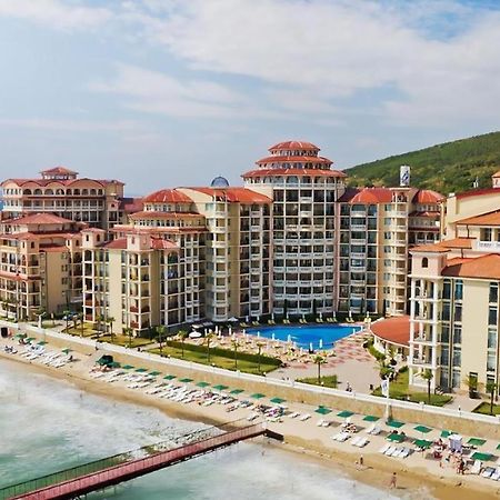 Andalucia Beach - Sea Viev Apartments Elenite Εξωτερικό φωτογραφία