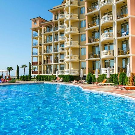 Andalucia Beach - Sea Viev Apartments Elenite Εξωτερικό φωτογραφία