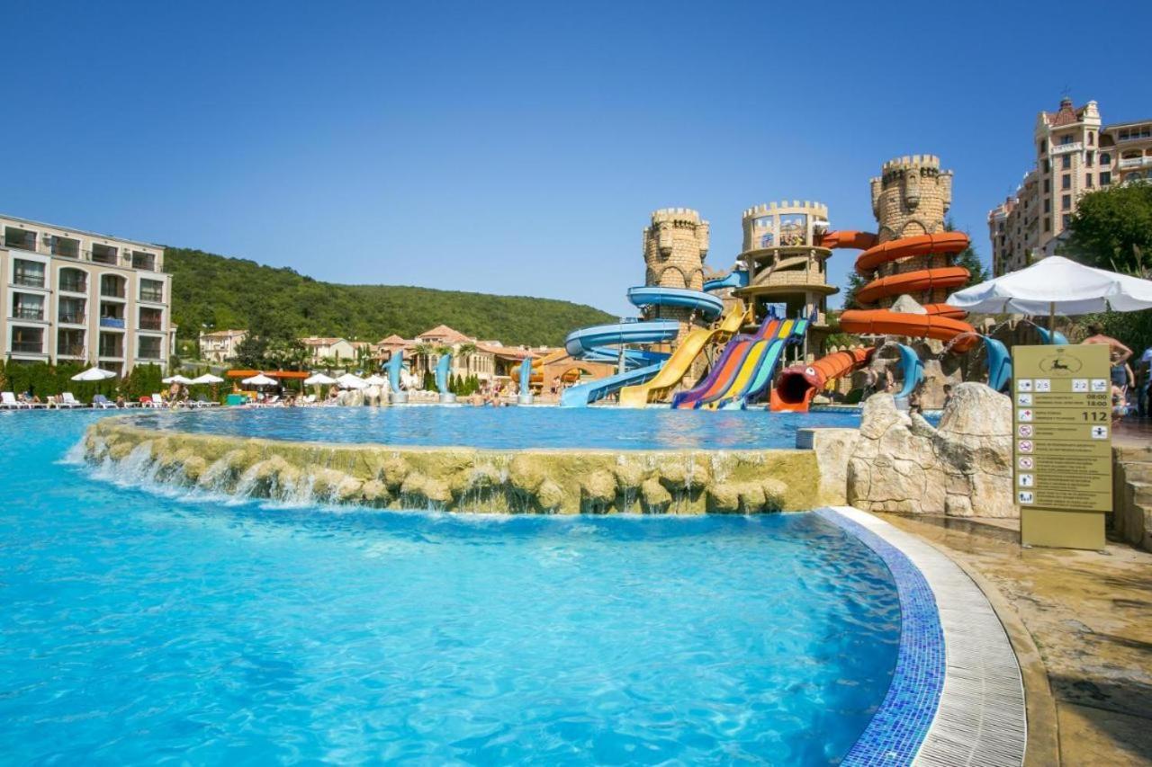 Andalucia Beach - Sea Viev Apartments Elenite Εξωτερικό φωτογραφία