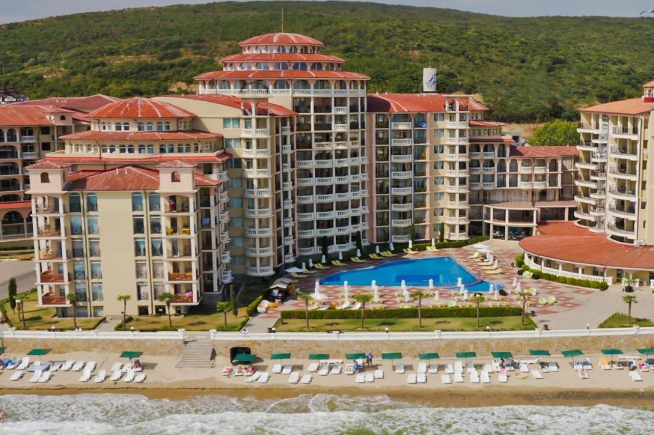 Andalucia Beach - Sea Viev Apartments Elenite Εξωτερικό φωτογραφία