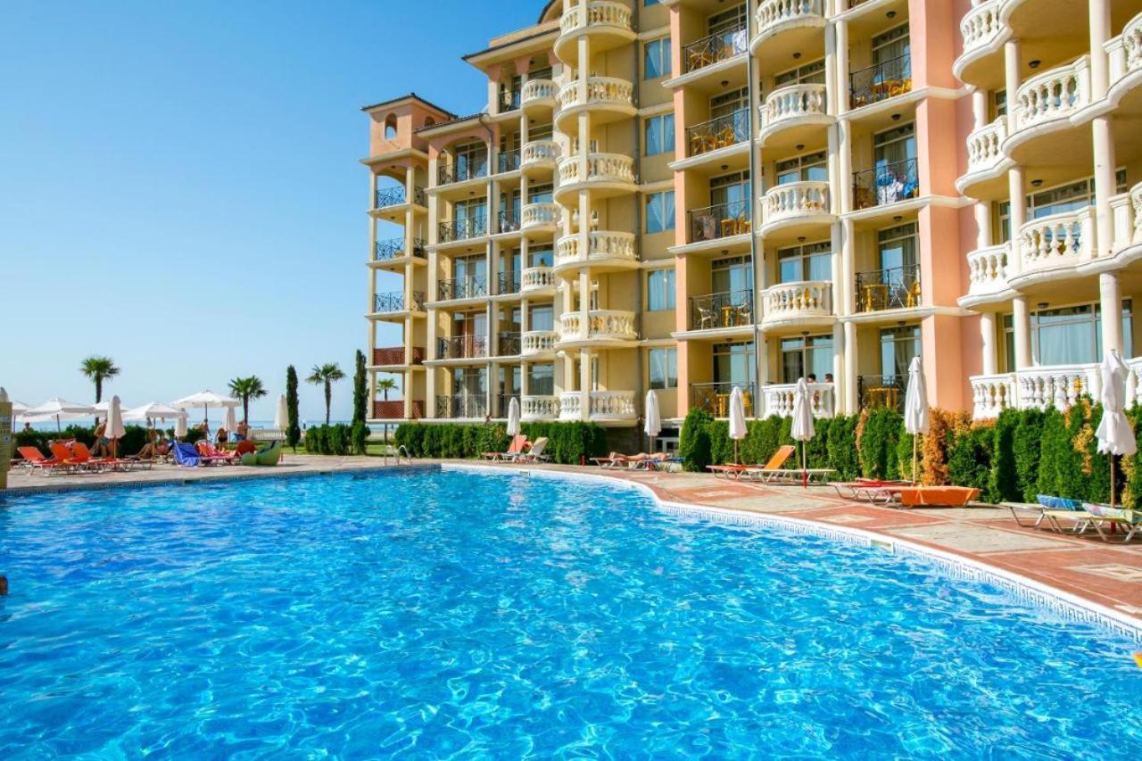 Andalucia Beach - Sea Viev Apartments Elenite Εξωτερικό φωτογραφία